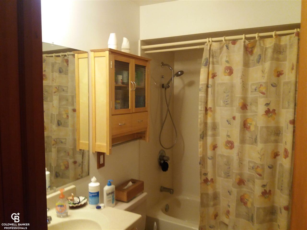8390 Frith Road Columbus, MI 48063 - Photo 17 of 22