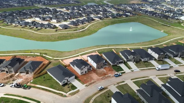 $2,400 | 31103 Warwick Coast Court, Fulshear, TX 77441