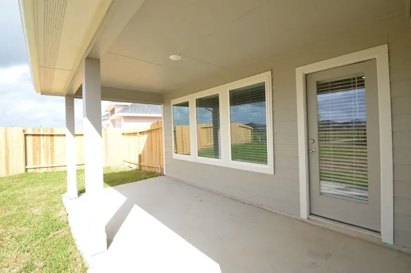 $2,400 | 31103 Warwick Coast Court, Fulshear, TX 77441
