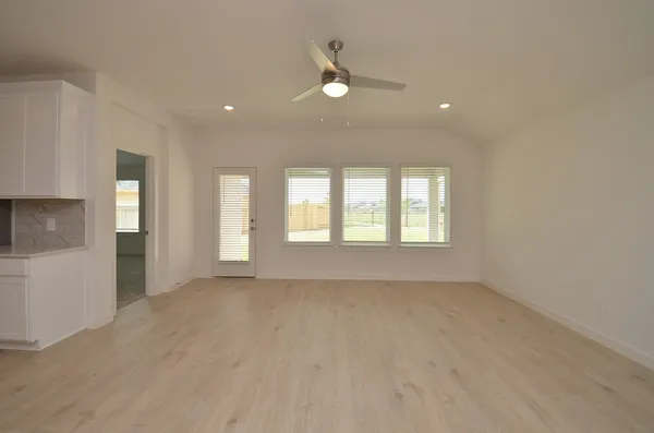 $2,500 | 31103 Warwick Coast Court, Fulshear, TX 77441