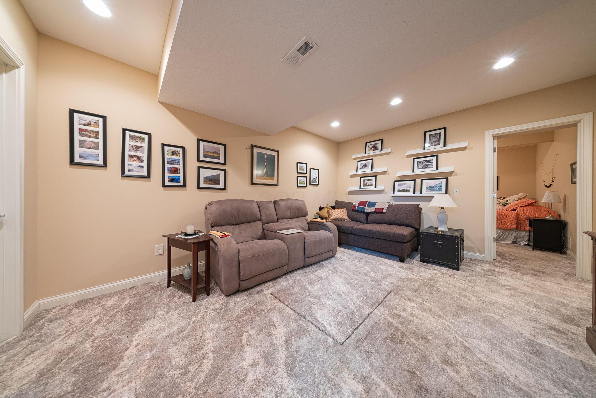 6183 Ray's Way, Unit 25 Hilliard, OH 43026 - Photo 48 of 88 Lower Level