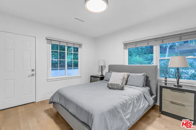 $5,495 | 3935 Kentucky Drive, Los Angeles, CA 90068