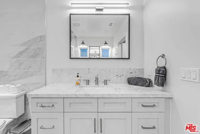 $5,495 | 3935 Kentucky Drive, Los Angeles, CA 90068