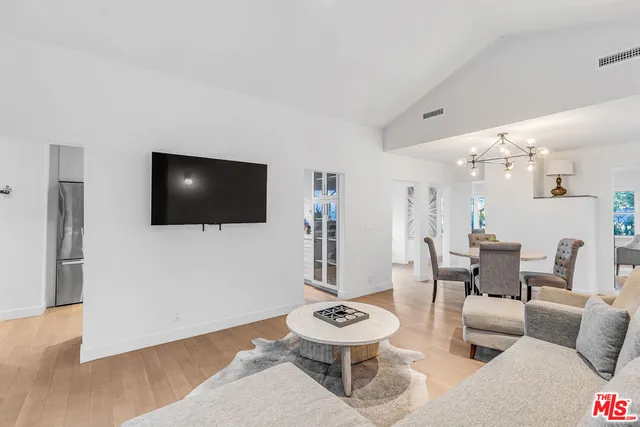 $5,495 | 3935 Kentucky Drive, Los Angeles, CA 90068