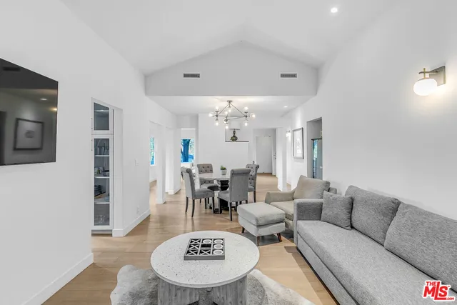 $5,495 | 3935 Kentucky Drive, Los Angeles, CA 90068