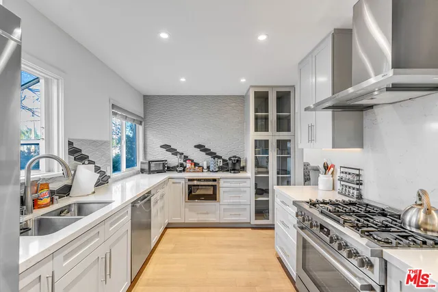 $5,495 | 3935 Kentucky Drive, Los Angeles, CA 90068