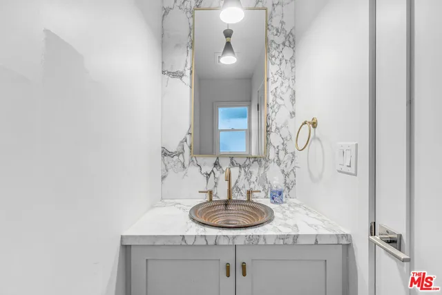 $5,495 | 3935 Kentucky Drive, Los Angeles, CA 90068