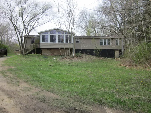 $165,000 | 76135 38th Avenue, Covert, MI 49043