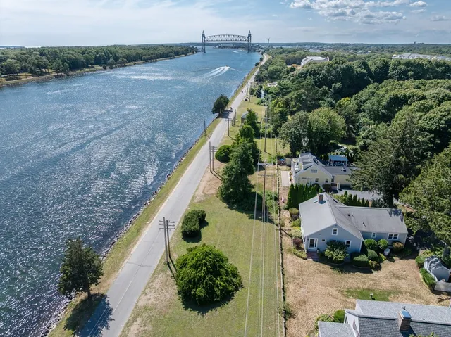 $920,000 | 30 Sunset Lane, Bourne, MA 02532