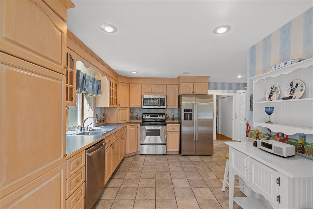 30 Sunset Lane Bourne, MA 02532 - Photo 26 of 42