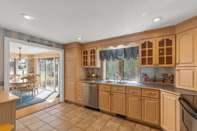 $920,000 | 30 Sunset Lane, Bourne, MA 02532