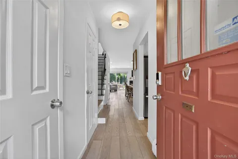 $679,000 | 218 Tree Top Crescent, Rye Brook, NY 10573