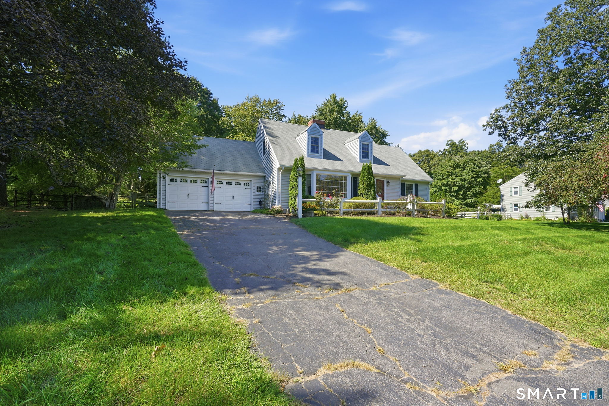 22 Chestnut Hill Road Simsbury, CT 06092 - Photo 2 of 39 Gallery Image 2