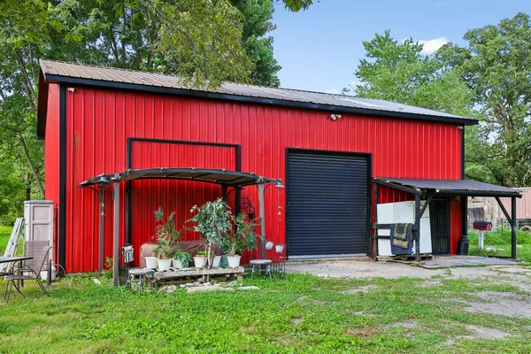 $199,900 | 206 Louis Perry Lane, Manchester, TN 37355