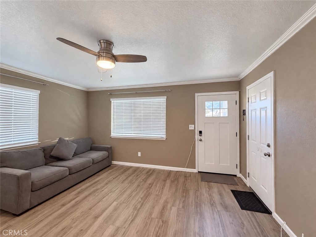 1101 Cherry Lane Tehachapi, CA 93561 - Photo 9 of 27 Gallery Image 9