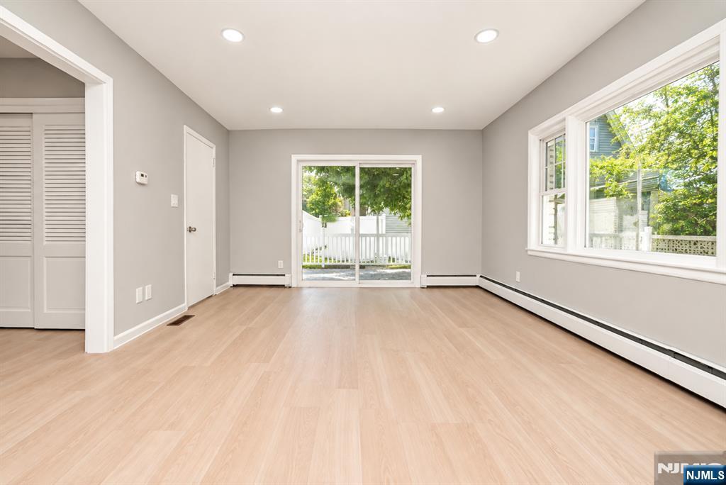 140 Francisco Avenue Rutherford, NJ 07070 - Photo 10 of 29 Gallery Image 10