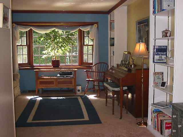 8 Newton Road Latham, NY 12110 - Photo 6 of 10 Photo 6