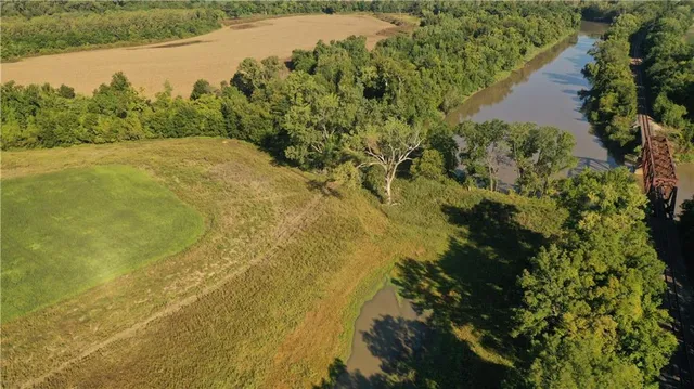 $1,112,875 | 17440 115th Road, Erie, KS 66733