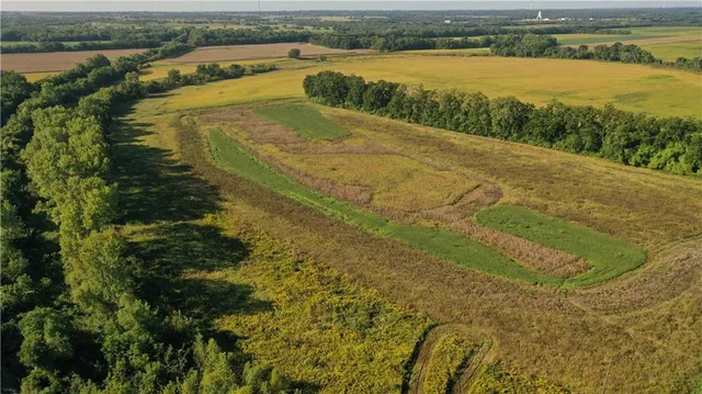 $1,112,875 | 17440 115th Road, Erie, KS 66733