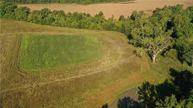 $1,112,875 | 17440 115th Road, Erie, KS 66733