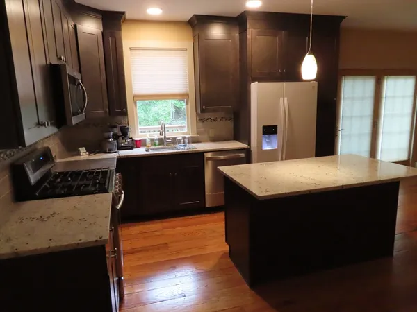 $3,000 | 15 Follett Street, North Smithfield, RI 02896