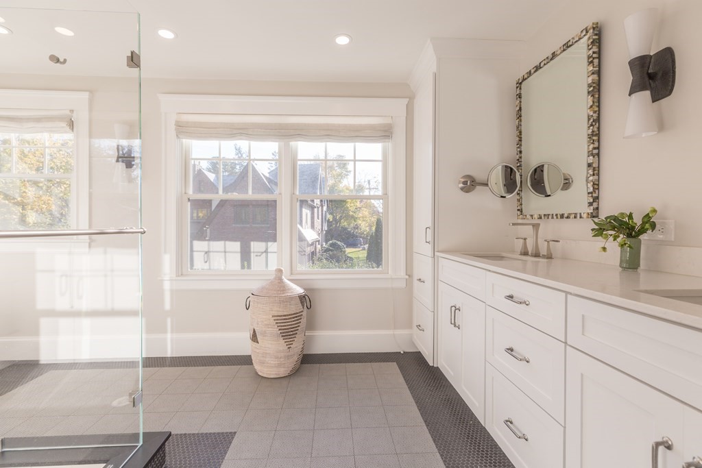 20 Hammondswood Road Newton, MA 02467 - Photo 17 of 32