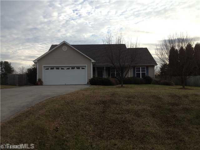161 Sunset Ridge Lane Lexington, NC 27295 - Photo 2 of 16 Exterior Front.
