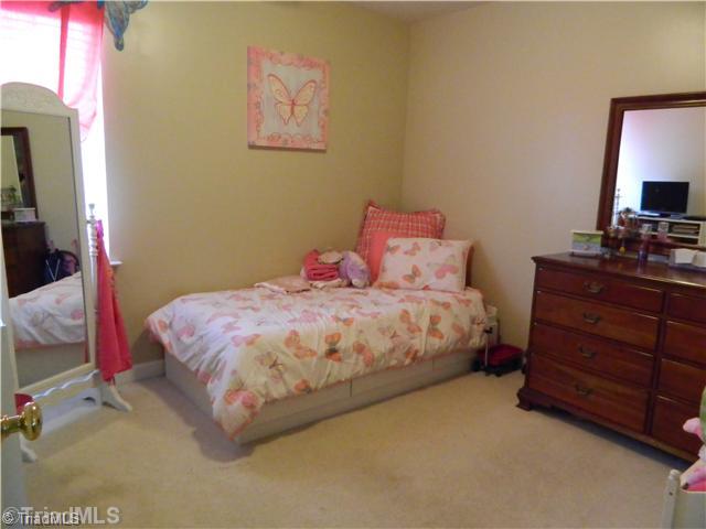 161 Sunset Ridge Lane Lexington, NC 27295 - Photo 12 of 16 2nd Bedroom.