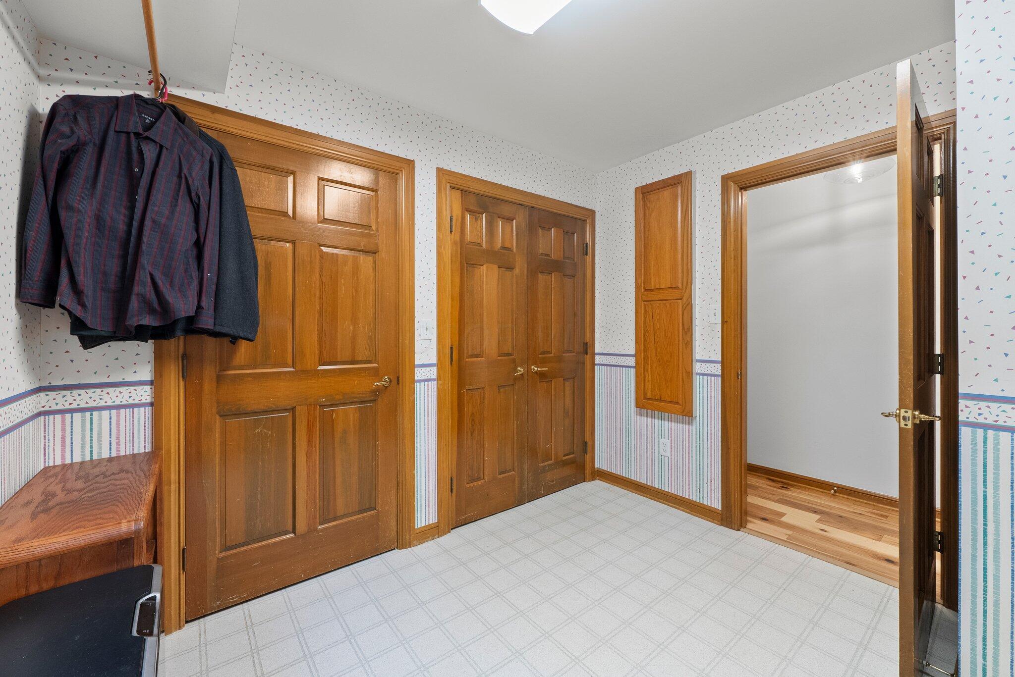 5657 Freeman Road Westerville, OH 43082 - Photo 23 of 67 1st Floor Laundry
