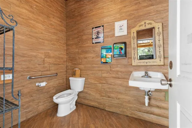 $1,050,000 | 5011 John Anderson Highway, Flagler Beach, FL 32136