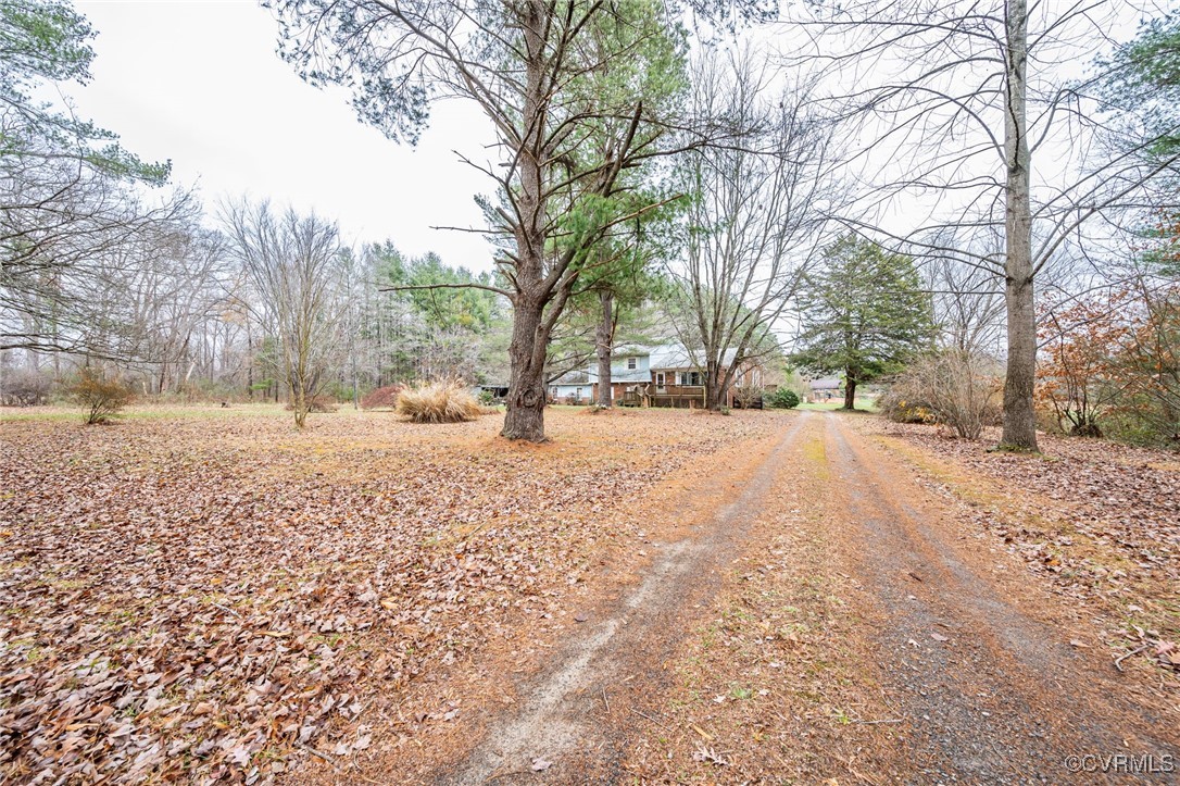 352 Pottiesville Road Bumpass, VA 23024 - Photo 5 of 40