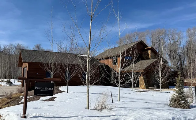 $2,499,000 | 9802 Hiddenwaters Lane, Victor, ID 83455