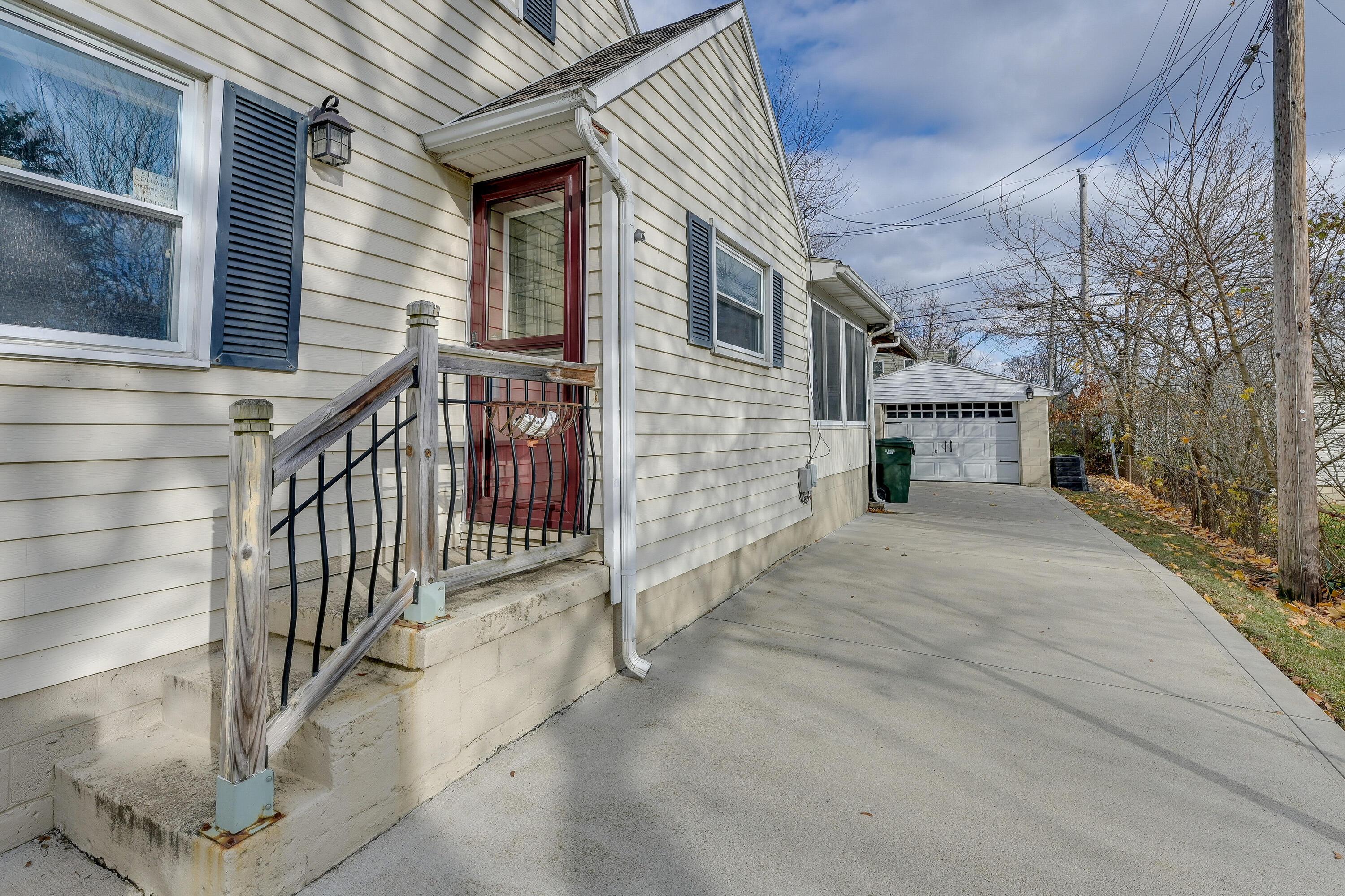 4250 Cody Road Columbus, OH 43224 - Photo 5 of 43 4250 Cody Rd Columbus OH 43224 USA-005-0