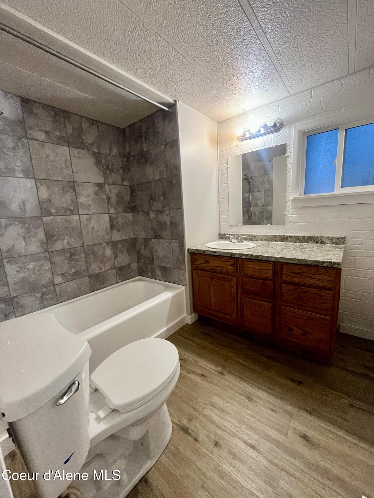 112 North Cambie Street Post Falls, ID 83854 - Photo 11 of 16 IMG_3251