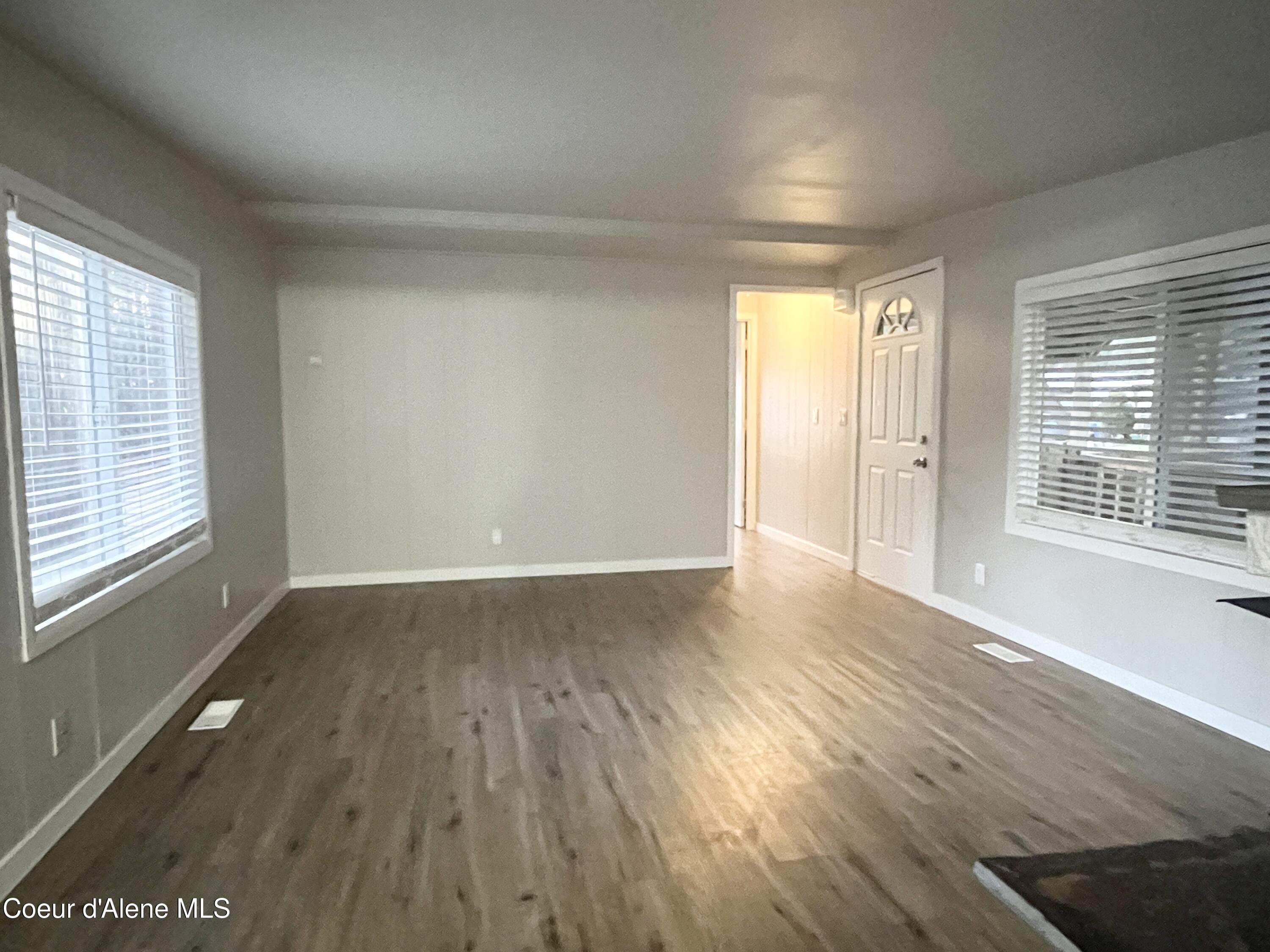 112 North Cambie Street Post Falls, ID 83854 - Photo 5 of 16 IMG_3249