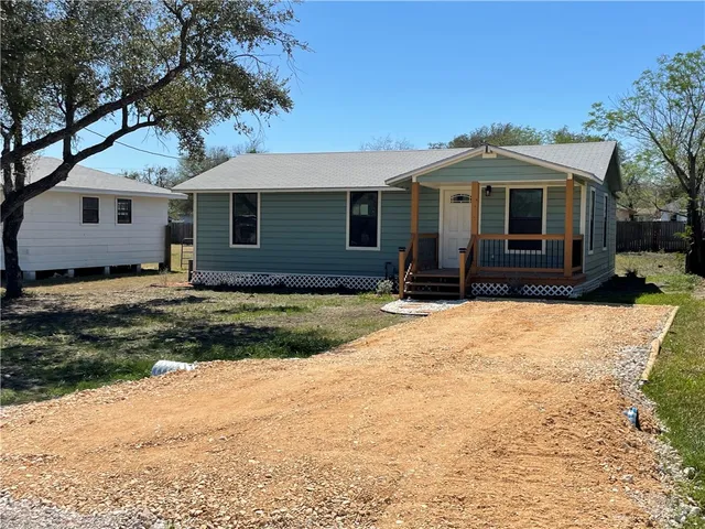 $130,000 | 309 Seim Avenue, Orange Grove, TX 78372