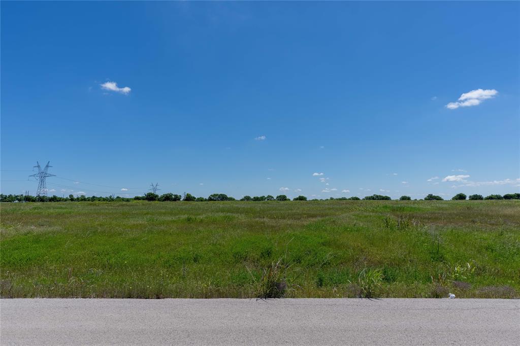 7257 Tom Trail Krum, TX 76249 - Photo 5 of 13