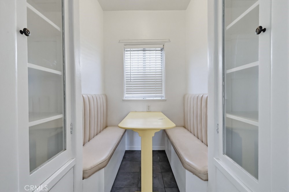 1527 East 3rd Street, Unit 1531 Long Beach, CA 90802 - Photo 14 of 38 a bathroom with a bathtub and a shower