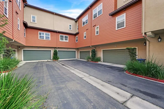 $668,000 | 589 Staley Avenue, Hayward, CA 94541