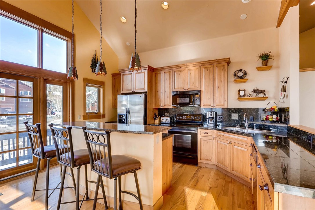531 Ryan Gulch Road Silverthorne, CO 80498 - Photo 7 of 25 Gallery Image 7