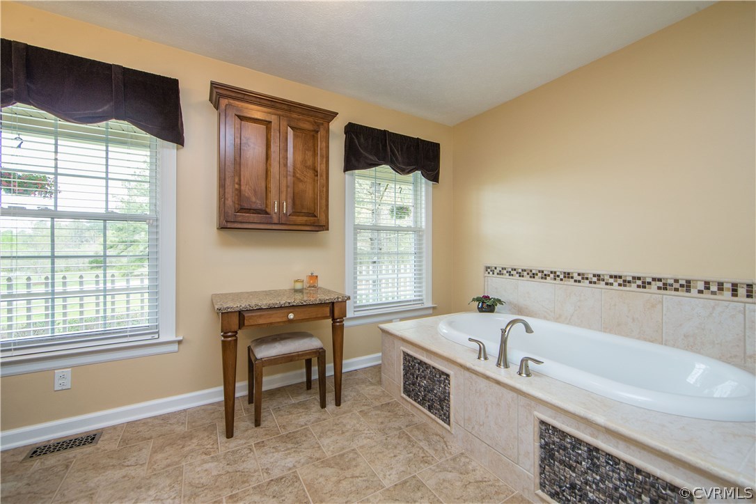 4553 Old Buckingham Road Powhatan, VA 23139 - Photo 23 of 48 Gallery Image 23