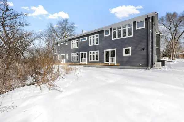$1,595,000 | 925 Minnesota Lane North, Plymouth, MN 55447