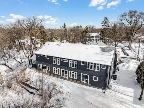 $1,595,000 | 925 Minnesota Lane North, Plymouth, MN 55447
