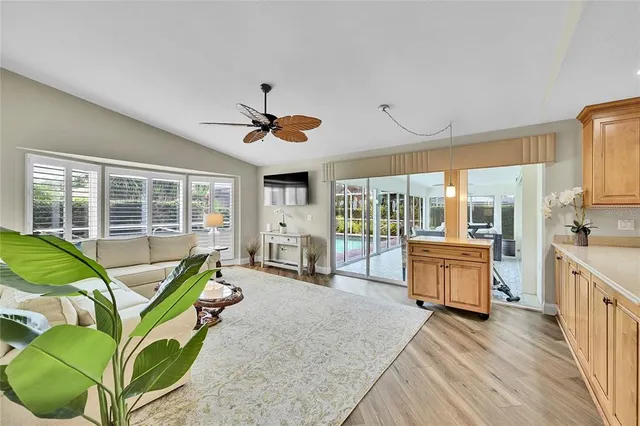 $565,000 | 1569 Waterford Drive, Venice, FL 34292