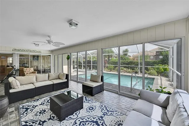 $565,000 | 1569 Waterford Drive, Venice, FL 34292