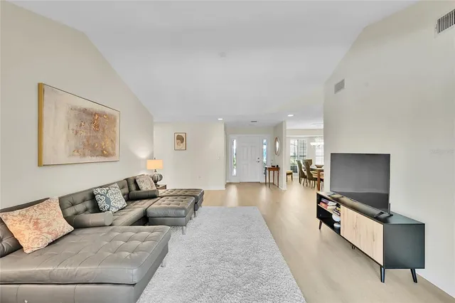 $565,000 | 1569 Waterford Drive, Venice, FL 34292