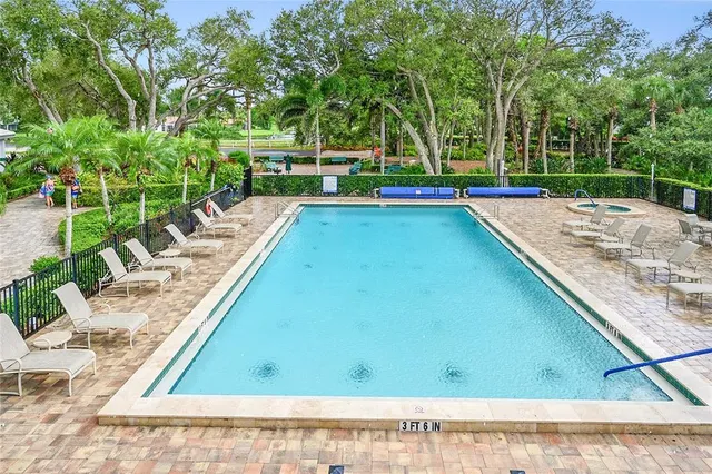 $565,000 | 1569 Waterford Drive, Venice, FL 34292