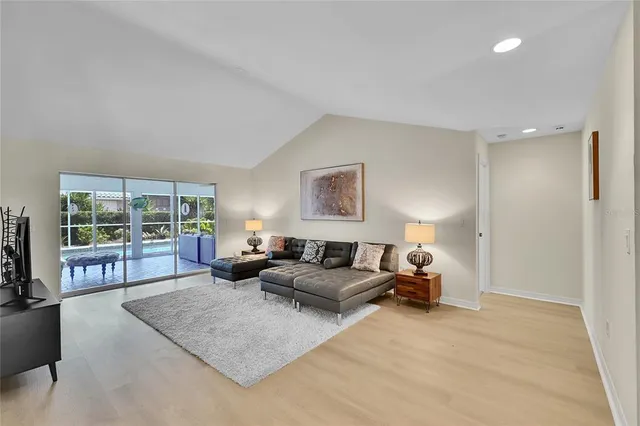 $565,000 | 1569 Waterford Drive, Venice, FL 34292