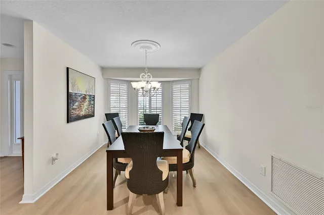 $565,000 | 1569 Waterford Drive, Venice, FL 34292