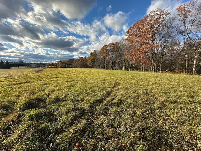 $749,900 | 2 Gunn Road, Montague, MA 01351